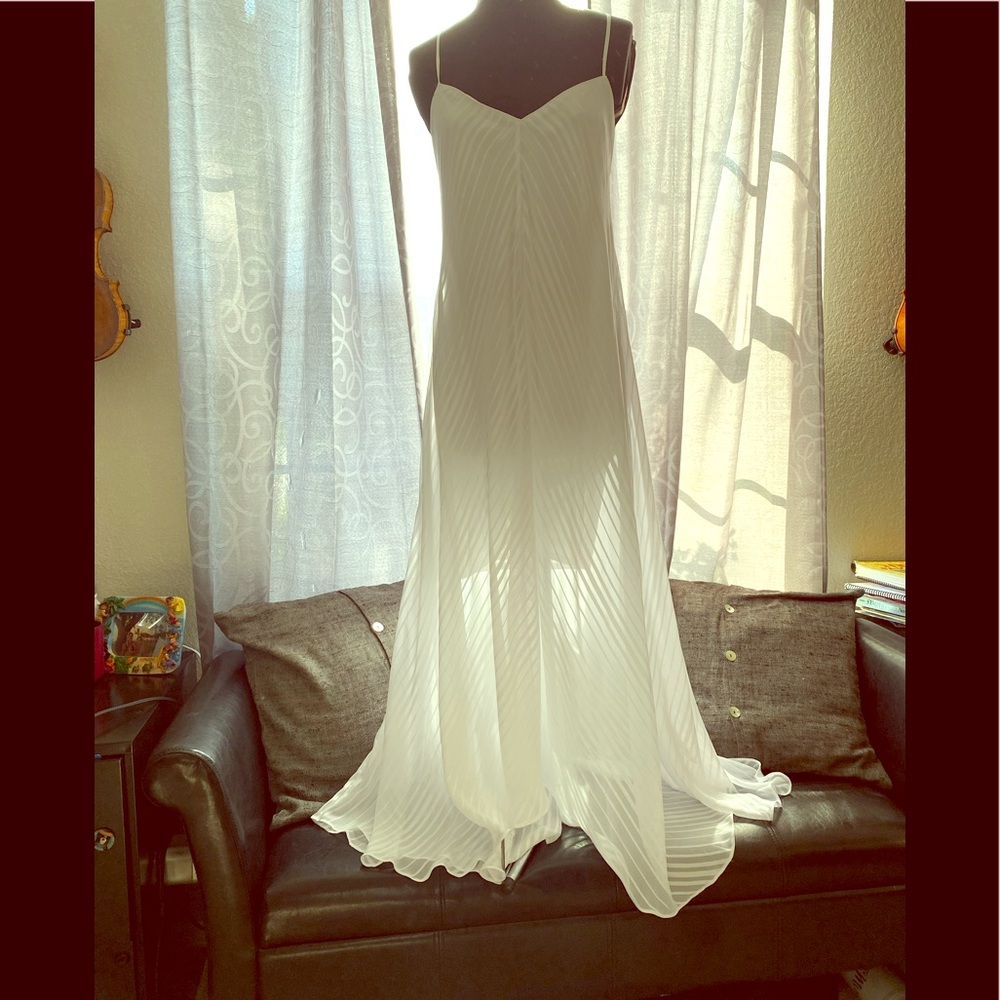 GORGEOUS NWT White House Black Market Dress sz 12